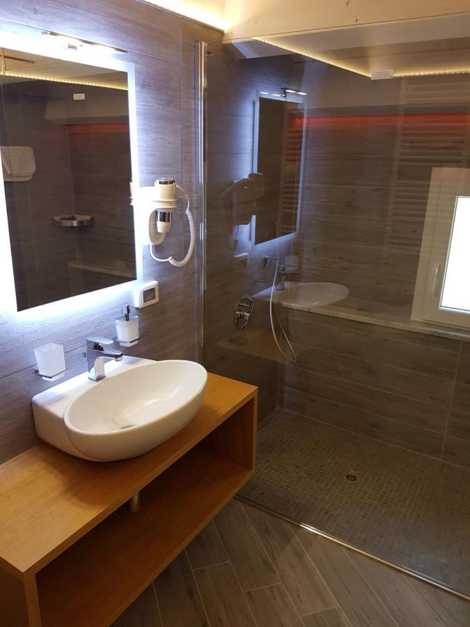 Hospitality Hotel Palermo Eksteriør billede