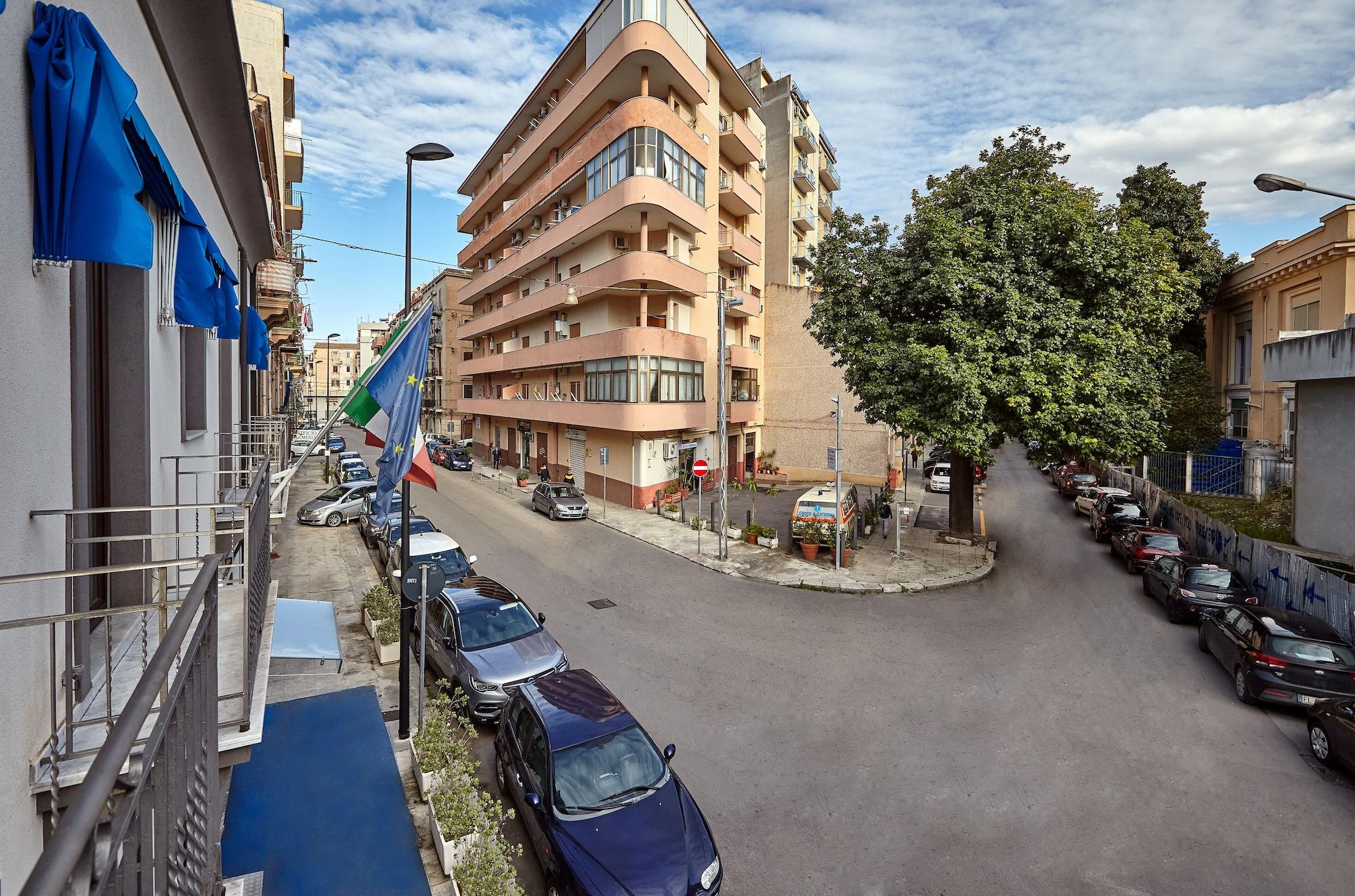 Hospitality Hotel Palermo Eksteriør billede