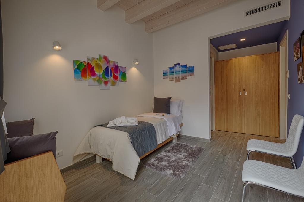 Hospitality Hotel Palermo Eksteriør billede
